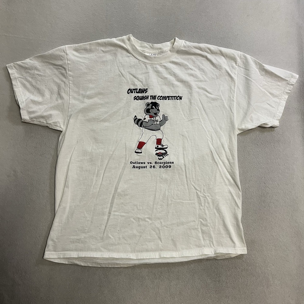 Vintage Chico Outlaws T-Shirt Men's Size XL Rascal the Raccoon Vs Scorpions 2009